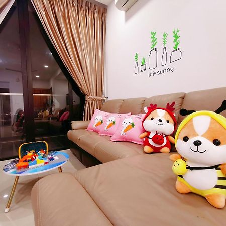 Legoland 3Min Lakeview Happyrainbowsuite 7Pax 2R2B Nusajaya (Iskandar Puteri) Exterior foto