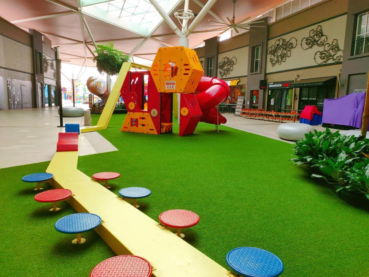 Legoland 3Min Lakeview Happyrainbowsuite 7Pax 2R2B Nusajaya (Iskandar Puteri) Exterior foto